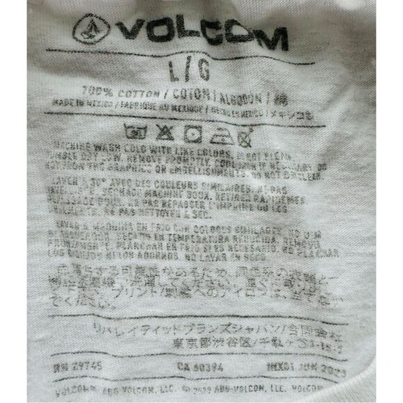 Volcom Men's White Graphic T-Shirt Skull Floral Crew Neck Size L - Picture 3 of 4